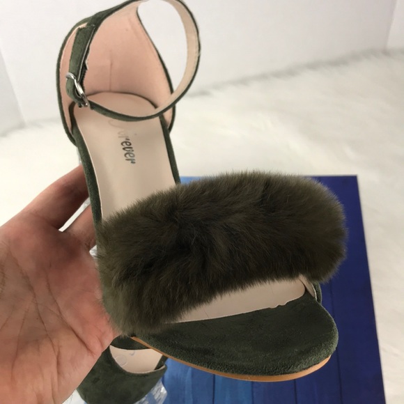 Olive Clear Chunky Heels Strapped - Picture 7 of 8